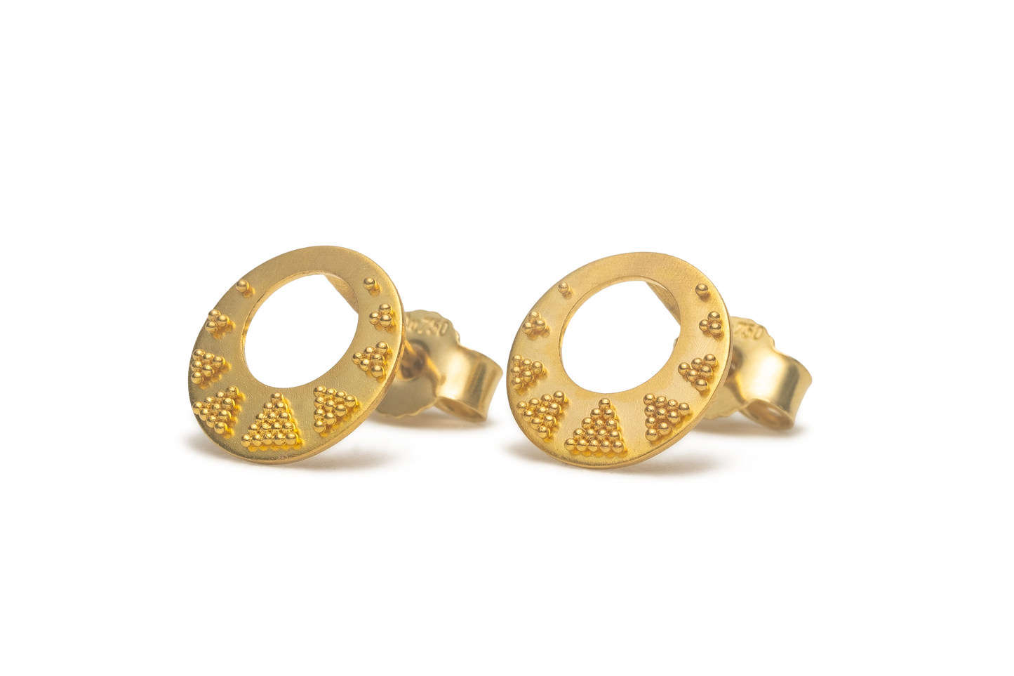 Granulierte Ohrstecker | 900 Gelbgold