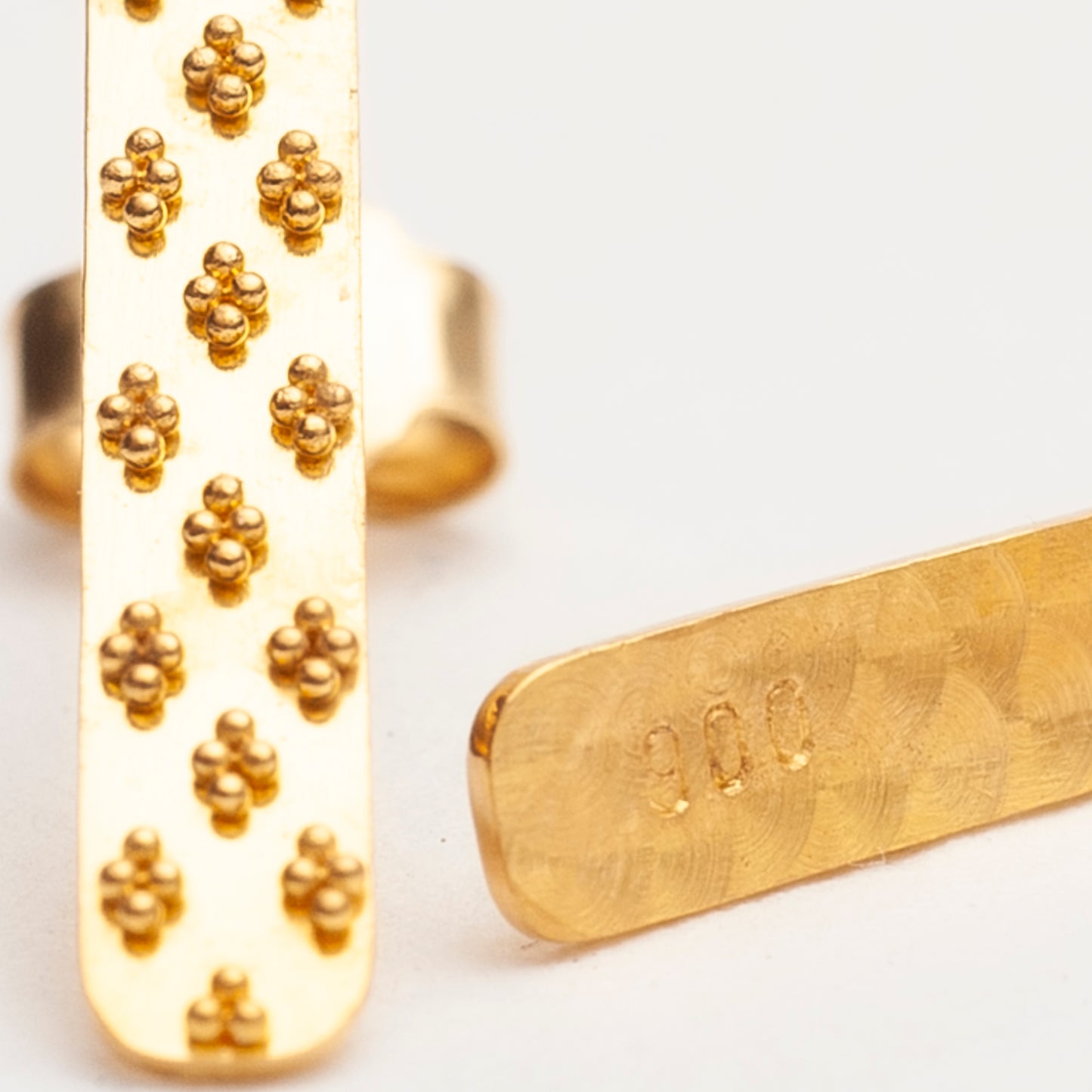 Gold Strings |  900 Gelbgold